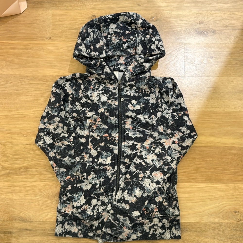 Lululemon Scuba Floral Print Full Zip Front Hooded Sweatshirt